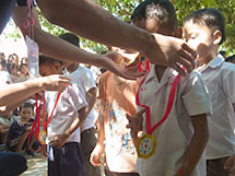 カンボジアボランティアツアー（金メダル）
