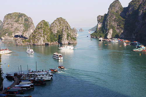 ハロン湾の絶景