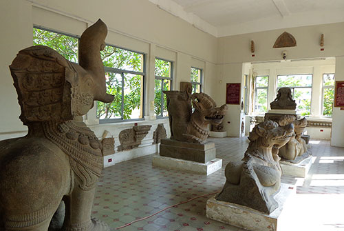 小規模ながら、貴重な遺跡が集まるチャム彫刻博物館(ダナン)
