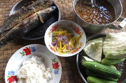 魚料理を食べてみましょう！